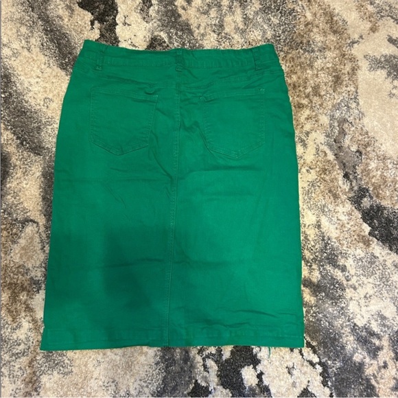 Two skirts - Picture 11 of 13